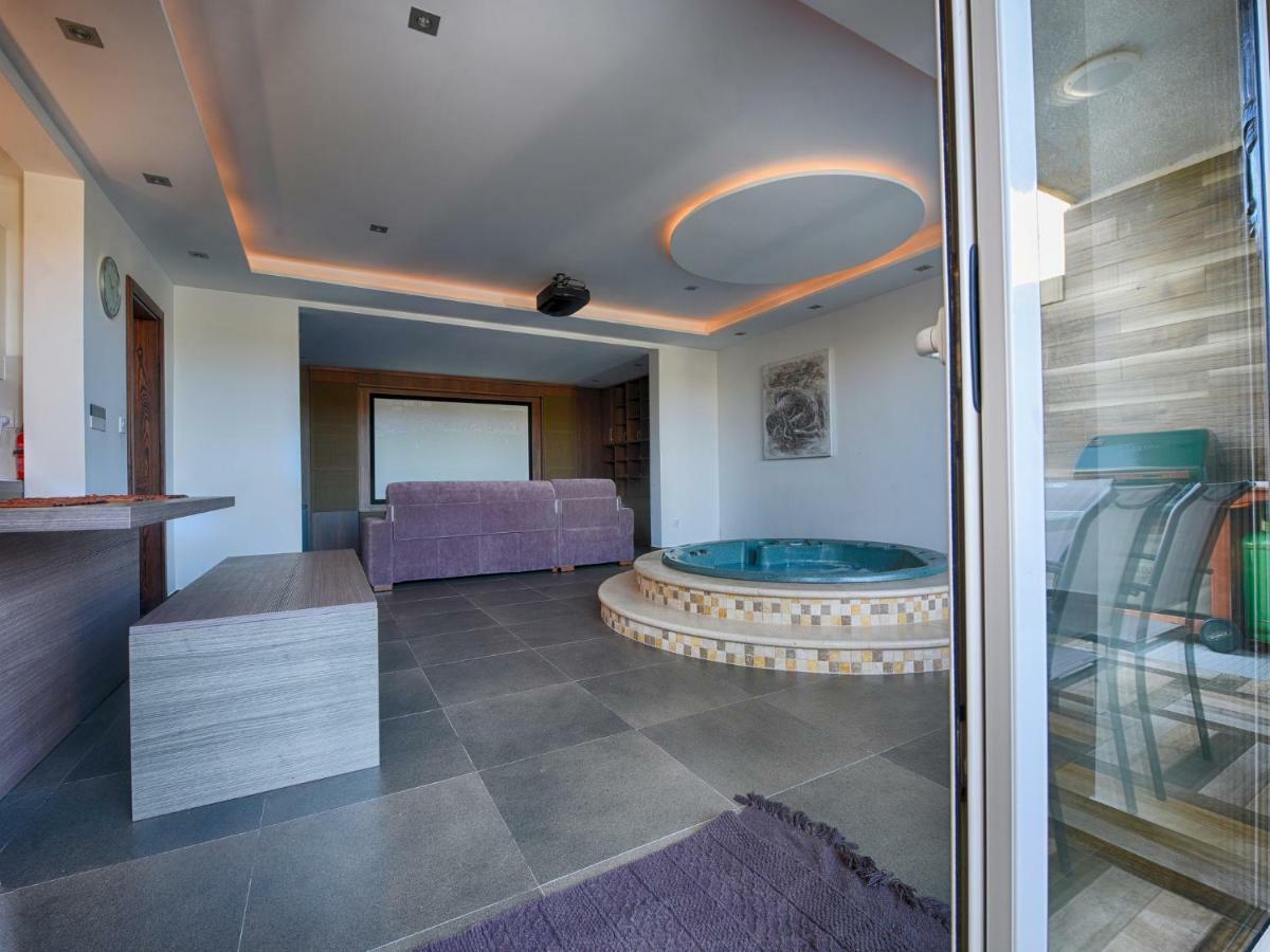 Anthony'S Maisonette Qala Exterior foto